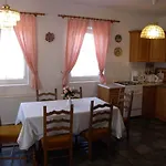 In - Balaton 18014 Badacsony